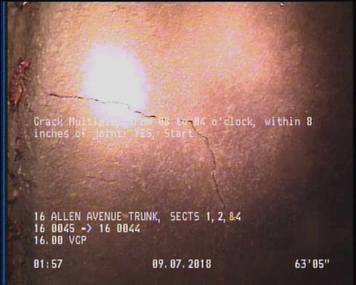 Crack Multiple, from 08 to 04 o'clock, within 8 inches of joint: YES, Start