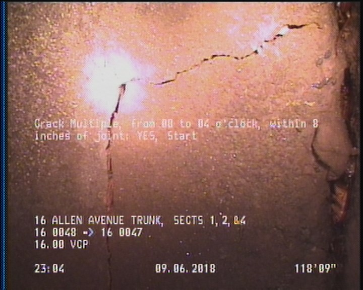Crack Multiple, from 08 to 04 o'clock, within 8 inches of joint: YES, Start