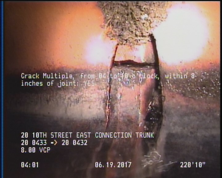 Crack Multiple, from 04 to 10 o'clock, within 8 inches of joint: YES
