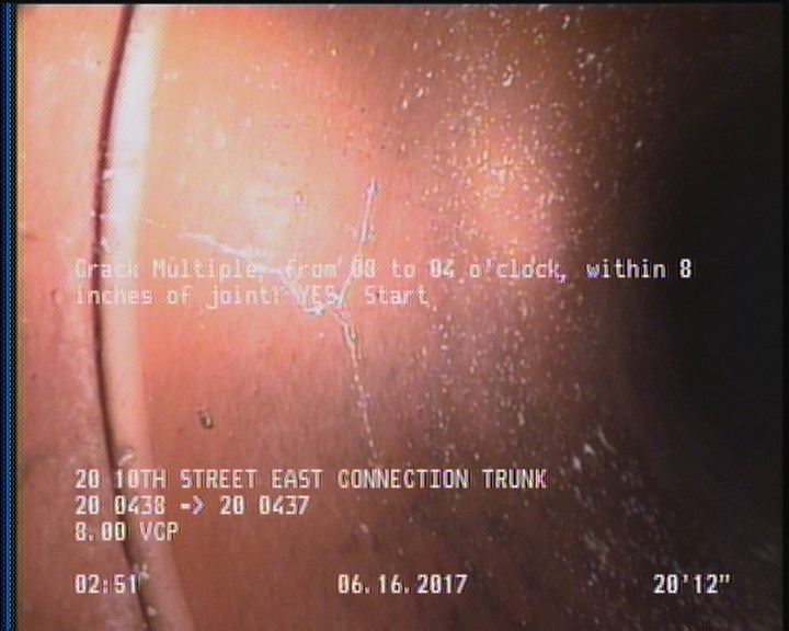 Crack Multiple, from 08 to 04 o'clock, within 8 inches of joint: YES, Start
