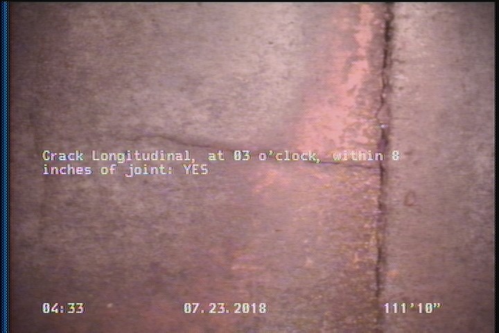 Crack Longitudinal, at 03 o'clock, within 8 inches of joint: YES