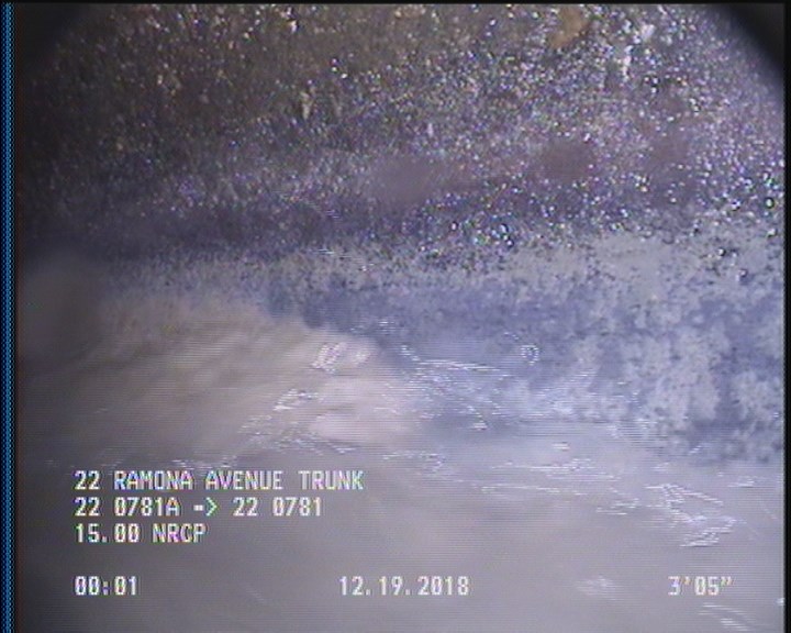 Deposits Attached Grease, 5 %of cross sectional area, from 04 to 08 o'clock, , within 8 inches of joint: YES, Start