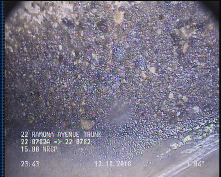 Surface Aggregate Projecting, from 08 to 04 o'clock, within 8 inches of joint: YES, Start