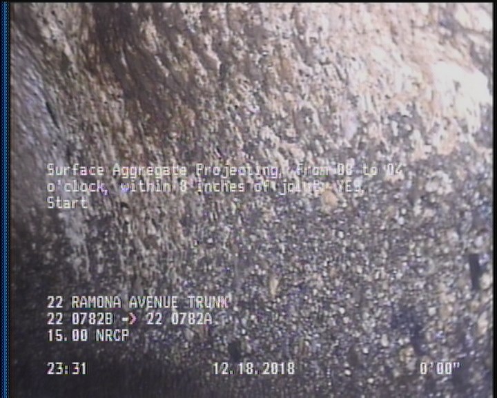 Surface Aggregate Projecting, from 08 to 04 o'clock, within 8 inches of joint: YES, Start