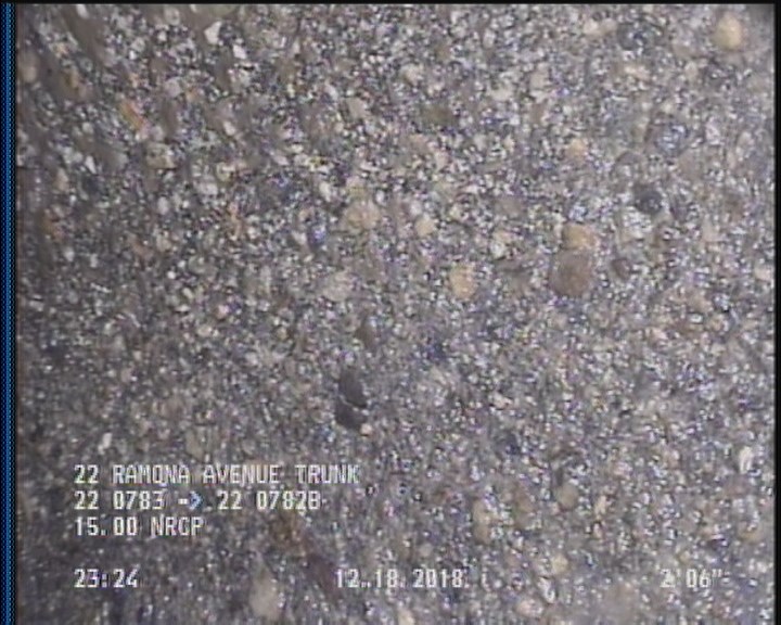 Surface Aggregate Projecting, from 08 to 04 o'clock, within 8 inches of joint: YES, Start