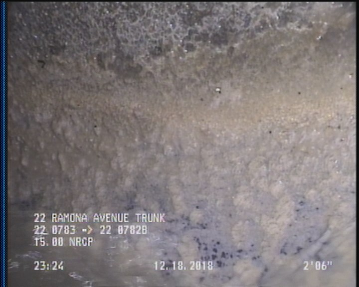 Deposits Attached Grease, 5 %of cross sectional area, from 04 to 08 o'clock, , within 8 inches of joint: YES, Start