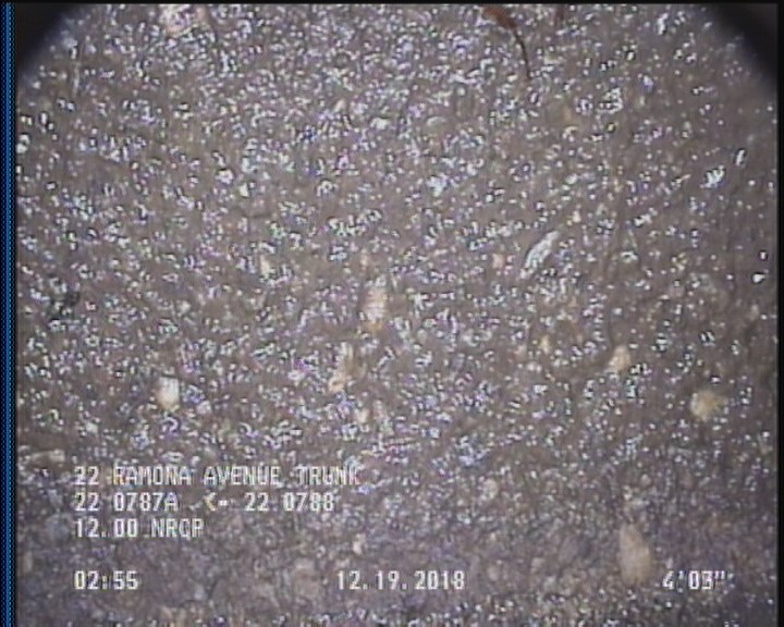Surface Aggregate Projecting, from 08 to 04 o'clock, within 8 inches of joint: YES, Start