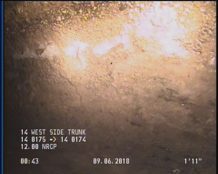 Deposits Attached Grease, 5 %of cross sectional area, from 03 to 09 o'clock, , within 8 inches of joint: YES, Start