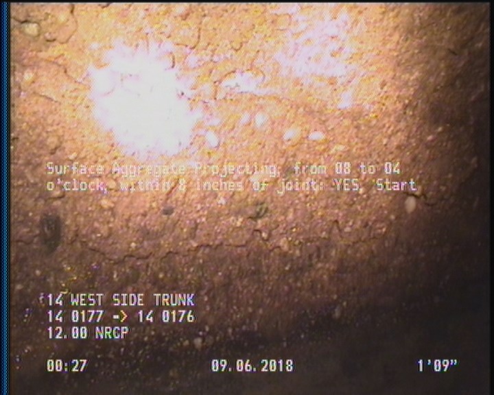 Surface Aggregate Projecting, from 08 to 04 o'clock, within 8 inches of joint: YES, Start
