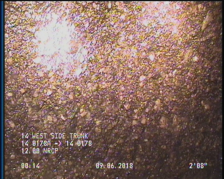 Surface Aggregate Projecting, from 08 to 04 o'clock, within 8 inches of joint: YES, Start