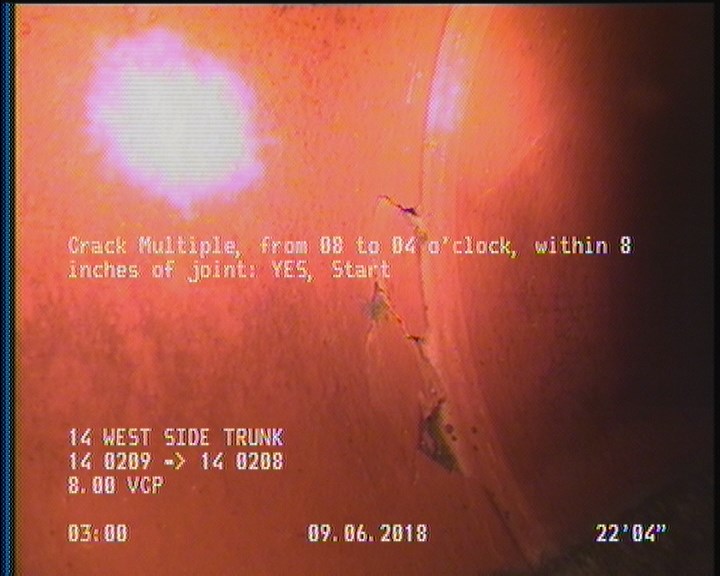 Crack Multiple, from 08 to 04 o'clock, within 8 inches of joint: YES, Start