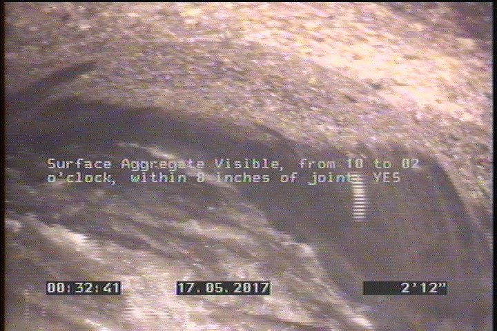 Surface Aggregate Visible, from 10 to 02 o'clock, within 8 inches of joint: YES