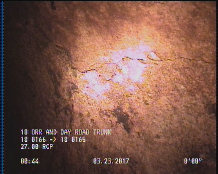 Surface Spalling, from 09 to 03 o'clock, within 8 inches of joint: YES, Start