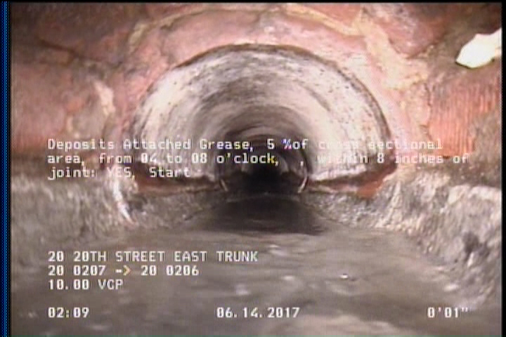 Deposits Attached Grease, 5 %of cross sectional area, from 04 to 08 o'clock, , within 8 inches of joint: YES, Start