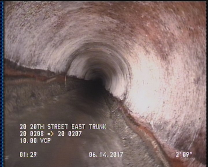 Deposits Attached Encrustation, 5 %of cross sectional area, from 08 to 04 o'clock, , within 8 inches of joint: YES, Start
