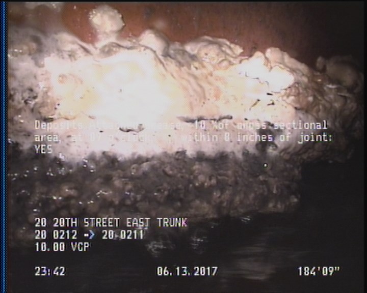 Deposits Attached Grease, 10 %of cross sectional area, at 09 o'clock, , within 8 inches of joint: YES