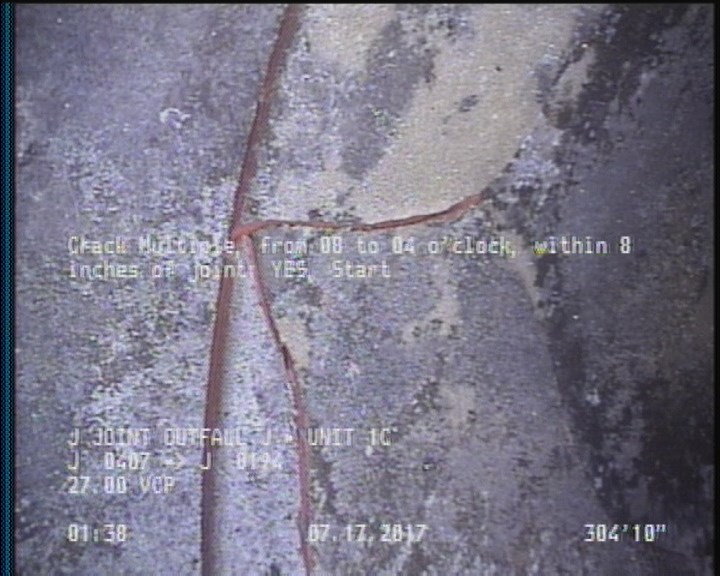 Crack Multiple, from 08 to 04 o'clock, within 8 inches of joint: YES, Start
