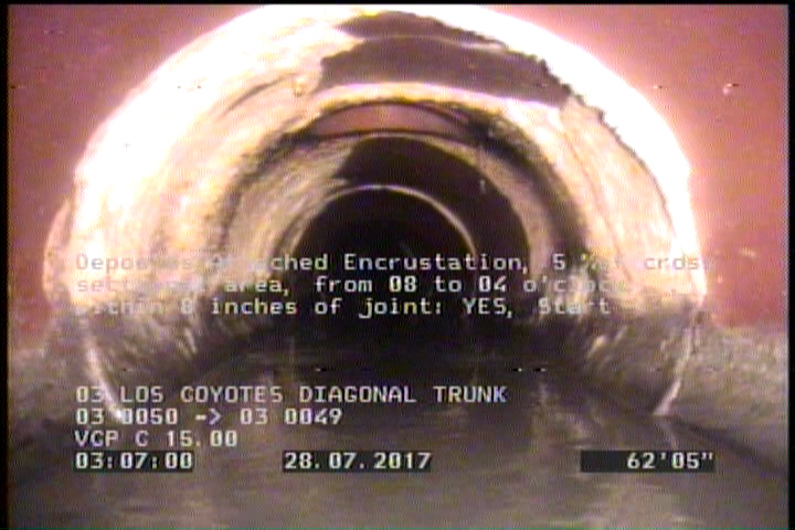 Deposits Attached Encrustation, 5 %of cross sectional area, from 08 to 04 o'clock, , within 8 inches of joint: YES, Start