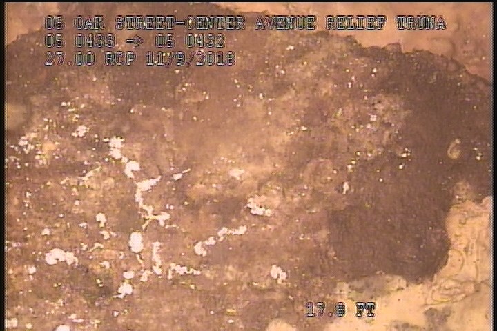 Surface Spalling, from 09 to 03 o'clock, within 8 inches of joint: YES, Start - FLAKING CONCRETE