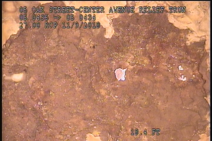 Surface Spalling, from 10 to 02 o'clock, within 8 inches of joint: YES, Start - SWOLLEN FLAKING CONCRETE