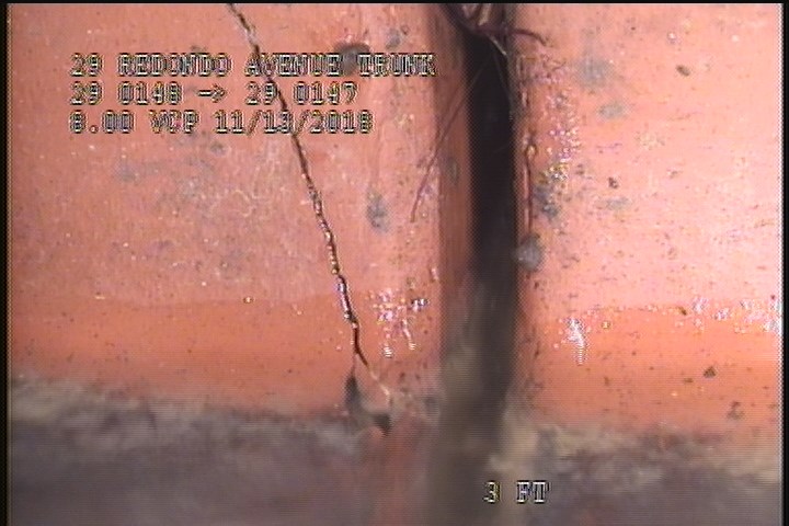 Crack Multiple, from 08 to 04 o'clock, within 8 inches of joint: YES, Start