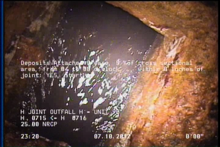Deposits Attached Grease, 5 %of cross sectional area, from 04 to 08 o'clock, , within 8 inches of joint: YES, Start