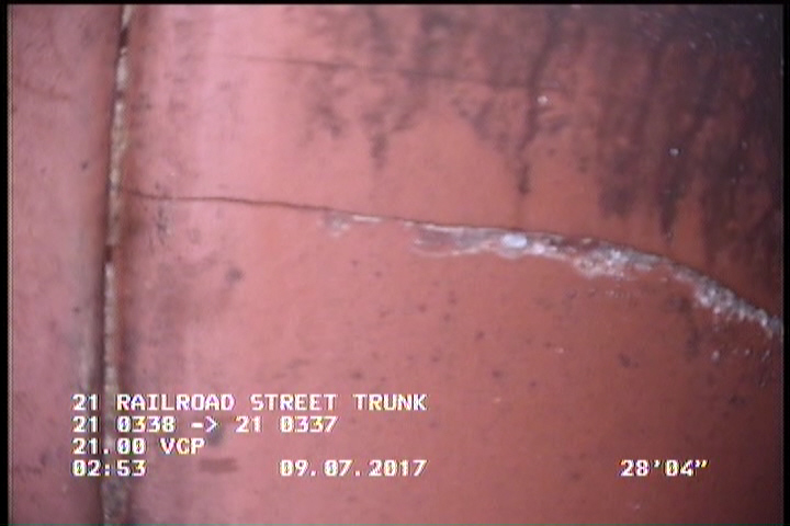 Crack Spiral, from 06 to 09 o'clock, within 8 inches of joint: YES