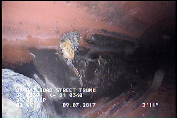 Deposits Attached Grease, 5 %of cross sectional area, at 06 o'clock, , within 8 inches of joint: YES, Start