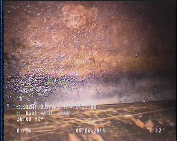 Deposits Attached Grease, 5 %of cross sectional area, from 03 to 09 o'clock, , within 8 inches of joint: YES, Start