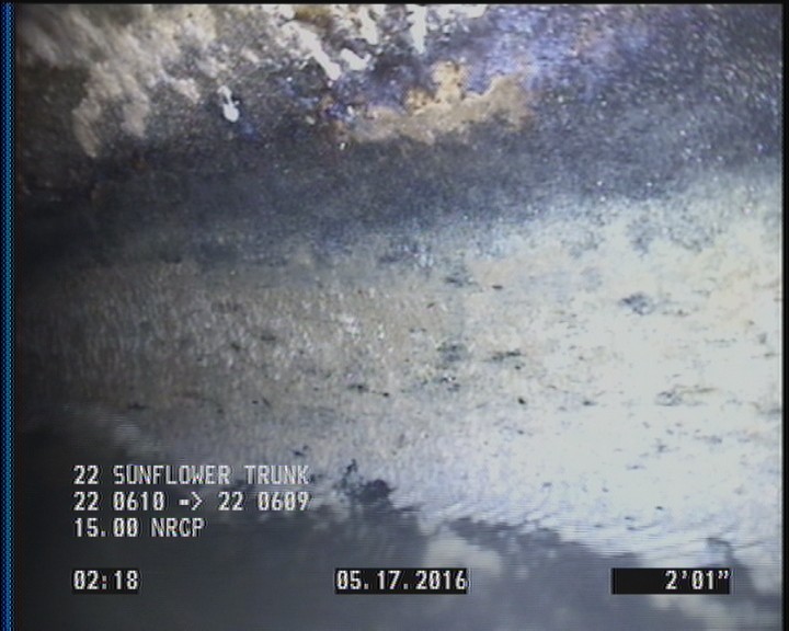 Deposits Attached Grease, 5 %of cross sectional area, from 05 to 07 o'clock, , within 8 inches of joint: YES, Start