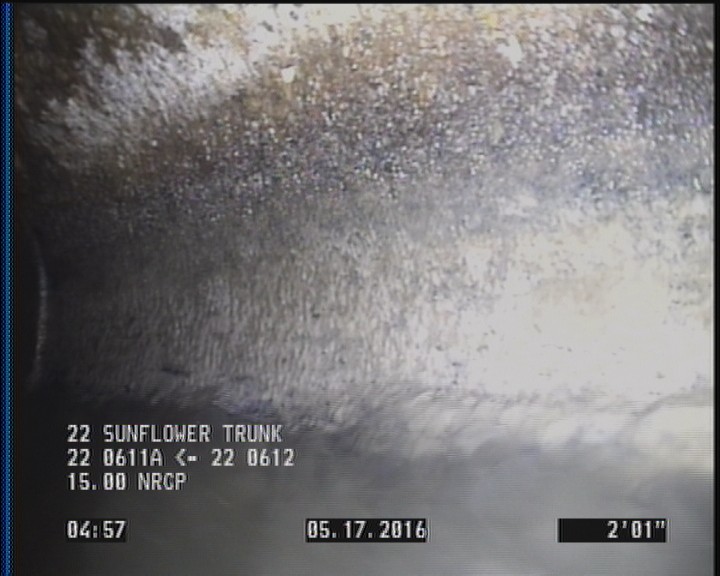 Deposits Attached Grease, 5 %of cross sectional area, from 04 to 08 o'clock, , within 8 inches of joint: YES, Start
