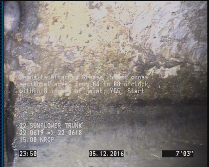Deposits Attached Grease, 5 %of cross sectional area, from 04 to 08 o'clock, , within 8 inches of joint: YES, Start