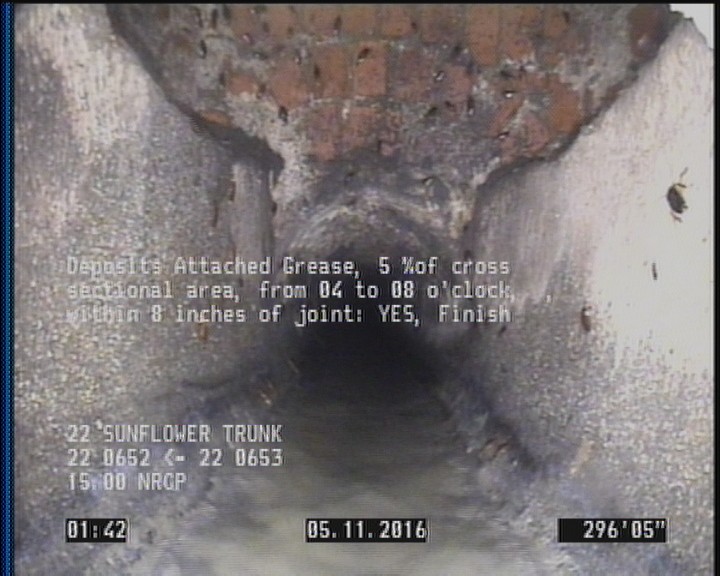 Deposits Attached Grease, 5 %of cross sectional area, from 04 to 08 o'clock, , within 8 inches of joint: YES, Finish