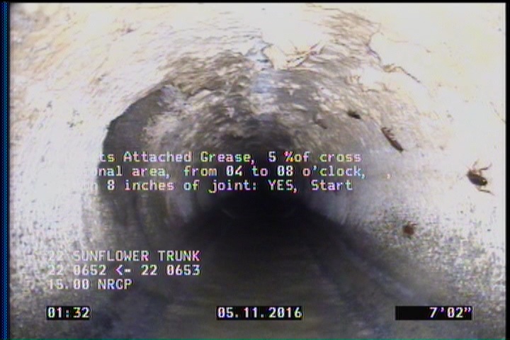 Deposits Attached Grease, 5 %of cross sectional area, from 04 to 08 o'clock, , within 8 inches of joint: YES, Start