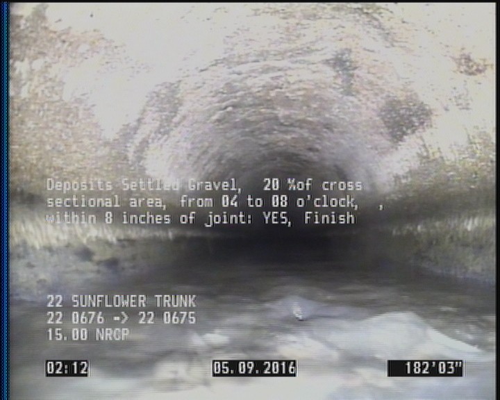 Deposits Settled Gravel, 20 %of cross sectional area, from 04 to 08 o'clock, , within 8 inches of joint: YES, Finish