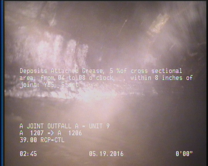 Deposits Attached Grease, 5 %of cross sectional area, from 04 to 08 o'clock, , within 8 inches of joint: YES