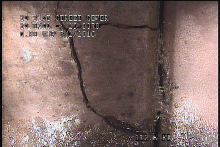 Fracture Multiple, from 08 to 05 o'clock, within 8 inches of joint: YES - POSSIBLY BROKEN