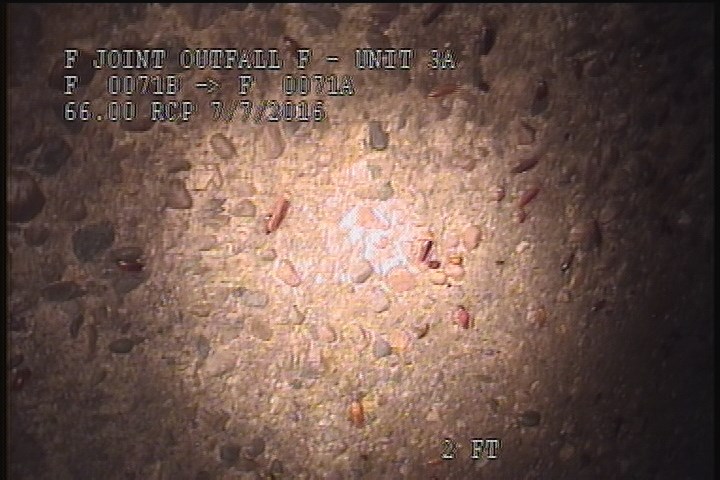 Surface Aggregate Visible, from 10 to 02 o'clock, within 8 inches of joint: NO