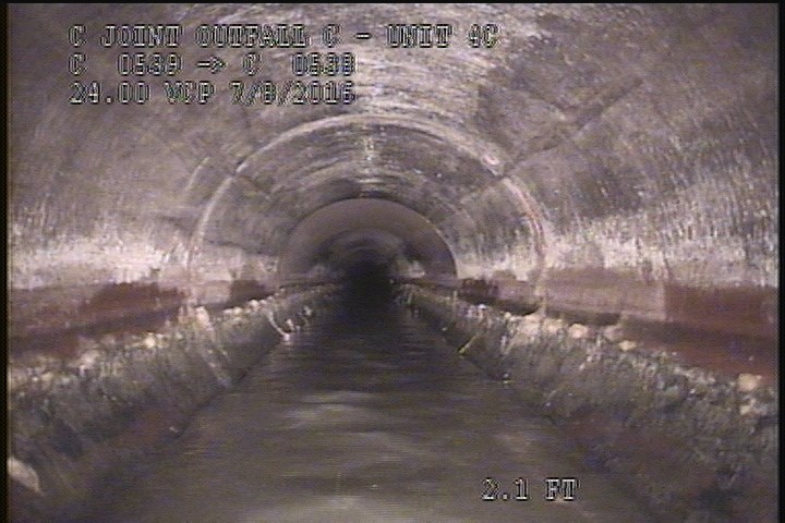 Deposits Attached Grease, 5 %of cross sectional area, from 03 to 09 o'clock, , within 8 inches of joint: YES, Start