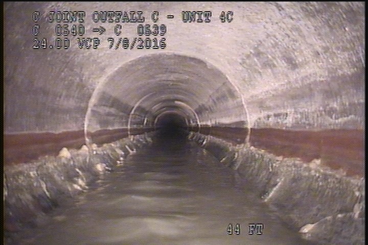 Deposits Attached Grease, 5 %of cross sectional area, from 03 to 09 o'clock, , within 8 inches of joint: YES, Start