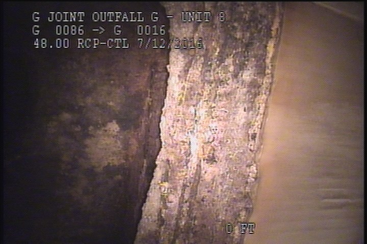 Surface Reinforcement Corroded, from 10 to 02 o'clock, within 8 inches of joint: YES, Start - CIRCUM REBAR