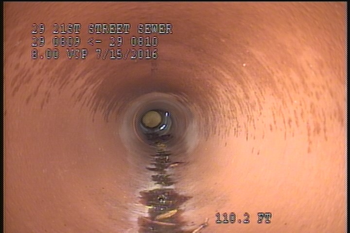 Deposits Attached Other, 5 %of cross sectional area, from 05 to 07 o'clock, , within 8 inches of joint: NO, Start - DEBRIS