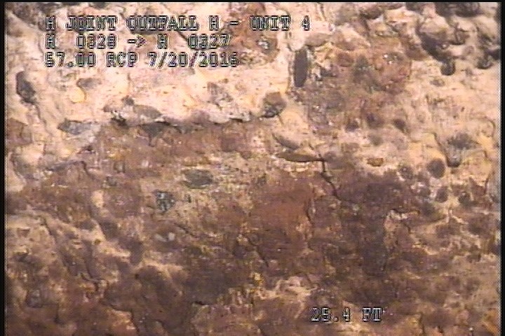 Surface Aggregate Visible, from 01 to 02 o'clock, within 8 inches of joint: NO - SEVERE AGG