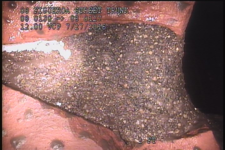 Surface Missing Wall, from 01 to 02 o'clock, within 8 inches of joint: NO - INSIDE MH CONCRETE BACKED