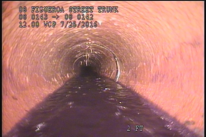Deposits Attached Grease, 5 %of cross sectional area, from 07 to 05 o'clock, , within 8 inches of joint: YES, Start
