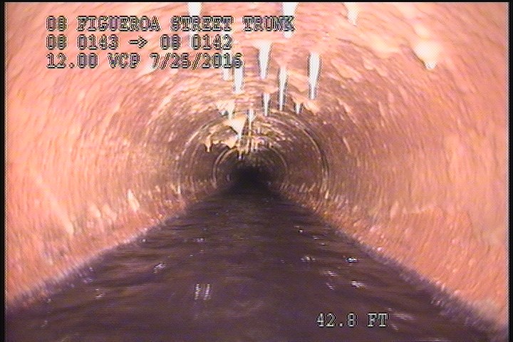Deposits Attached Grease, 10 %of cross sectional area, from 07 to 05 o'clock, , within 8 inches of joint: YES, Start