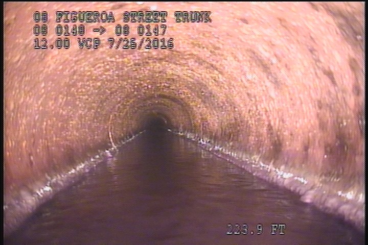 Deposits Attached Grease, 5 %of cross sectional area, from 08 to 04 o'clock, , within 8 inches of joint: YES, Start