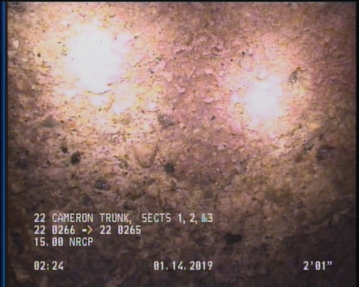 Surface Aggregate Projecting, from 08 to 04 o'clock, within 8 inches of joint: YES, Start