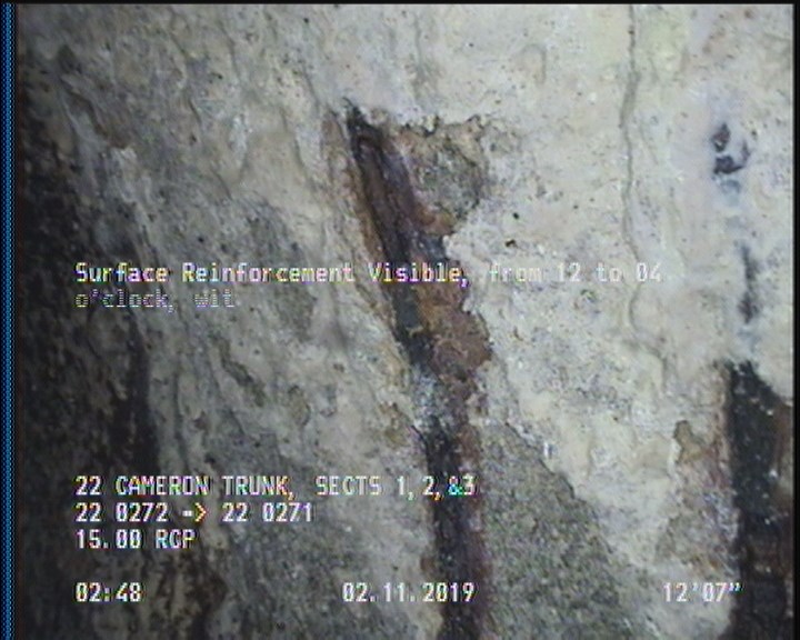 Surface Reinforcement Visible, from 12 to 04 o'clock, within 8 inches of joint: YES
