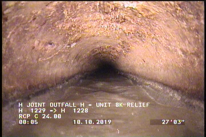 Deposits Attached Grease, 5 %of cross sectional area, from 04 to 08 o'clock, , within 8 inches of joint: YES, Start